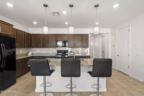 Kitchen - 2818 W Minton St, Phoenix, AZ 85041 photo 3 of 4