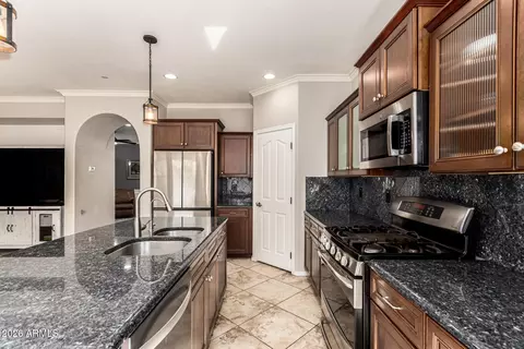 Kitchen - 4285 E Cullumber Ct, Gilbert, AZ 85234 photo 3 of 4