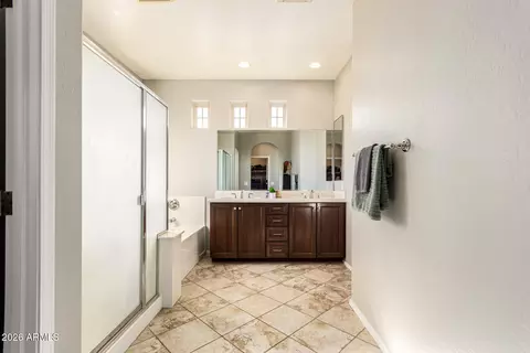 Bath - 4285 E Cullumber Ct, Gilbert, AZ 85234 photo 1 of 4