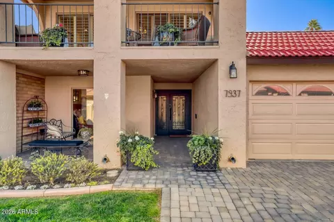 7937 E Crestwood Way, Scottsdale, AZ 85250