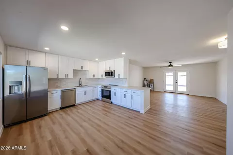 3337 W Ocotillo Rd, Phoenix, AZ 85017