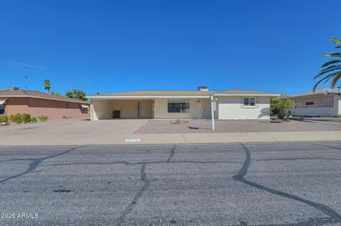 6218 E Dodge St, Mesa, AZ 85205