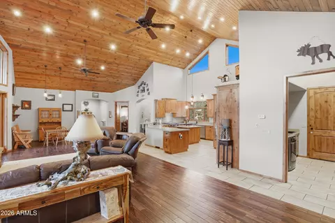 Entry Way - 1412 E Phoenix St, Payson, AZ 85541 photo 2 of 4