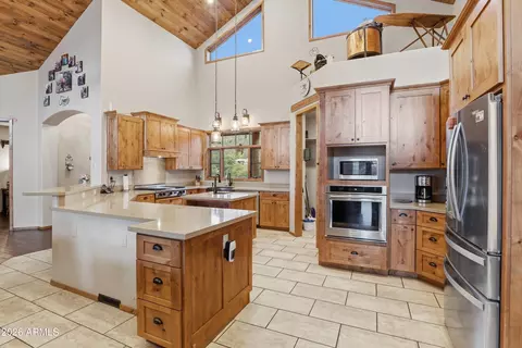 Kitchen - 1412 E Phoenix St, Payson, AZ 85541 photo 1 of 5