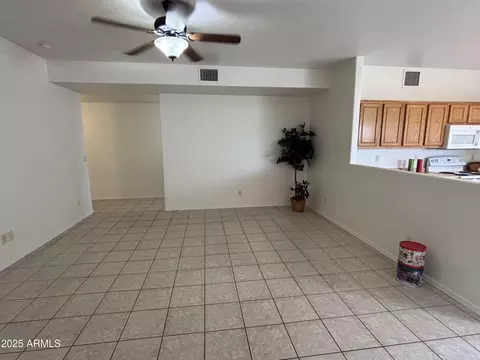 2218 Las Brisas Way, Sierra Vista, AZ 85635