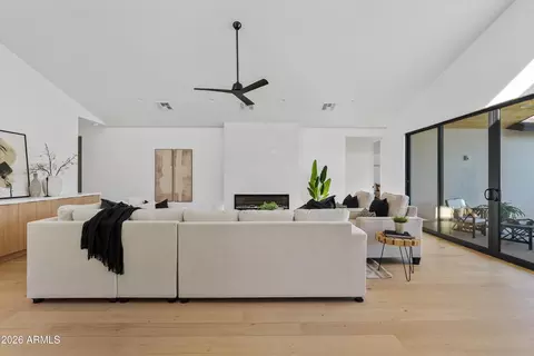 Living - 1246 E Oregon Ave, Phoenix, AZ 85014 photo 2 of 3