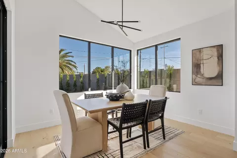 Dining - 1246 E Oregon Ave, Phoenix, AZ 85014 photo 2 of 2