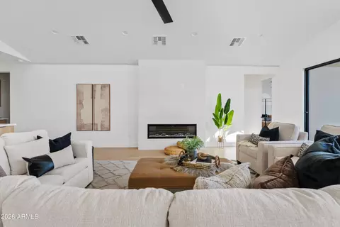 Other - 1246 E Oregon Ave, Phoenix, AZ 85014 photo 1 of 11