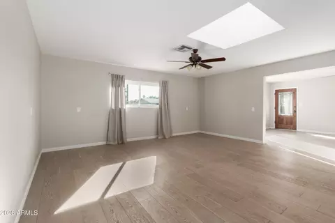 Living - 1874 E Geneva Dr, Tempe, AZ 85282 photo 6 of 10