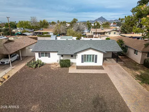 View/Area - 2030 E Whitton Ave, Phoenix, AZ 85016 photo 3 of 3