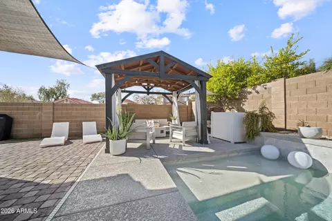 7838 W Mcrae Way, Glendale, AZ 85308