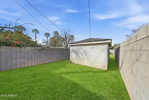 Exterior - 1117 E Fern Dr N, Phoenix, AZ 85014 photo 7 of 7