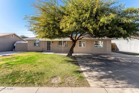 7630 N 42nd Ln, Phoenix, AZ 85051