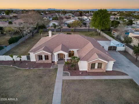 View/Area - 2742 E Villa Park Ct, Gilbert, AZ 85298 photo 4 of 15