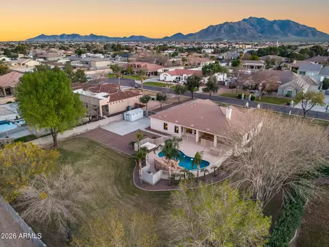 View/Area - 2742 E Villa Park Ct, Gilbert, AZ 85298 photo 10 of 15