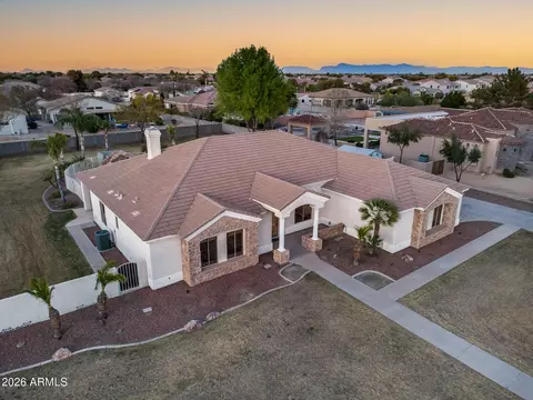 View/Area - 2742 E Villa Park Ct, Gilbert, AZ 85298 photo 5 of 15