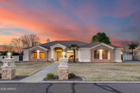 2742 E Villa Park Ct, Gilbert, AZ 85298