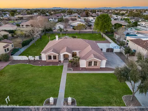 2742 E Villa Park Ct, Gilbert, AZ 85298