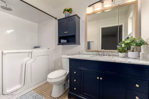 Bath - 4730 E Crescent Ave, Mesa, AZ 85206 photo 1 of 3