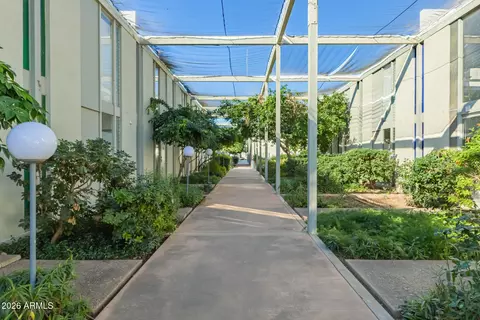 Exterior - 4411 N 40th St #55, Phoenix, AZ 85018 photo 9 of 11