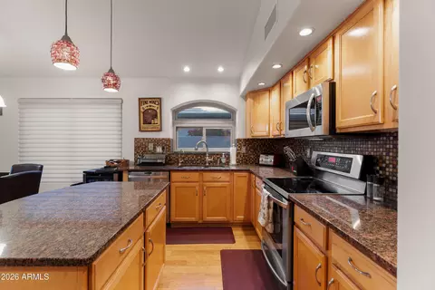 4506 E Lone Cactus Dr, Phoenix, AZ 85050 photo 5