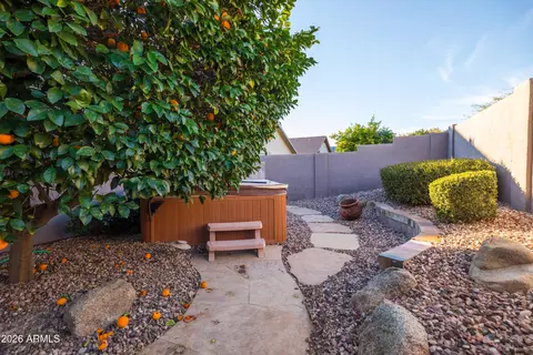 4506 E Lone Cactus Dr, Phoenix, AZ 85050 photo 8