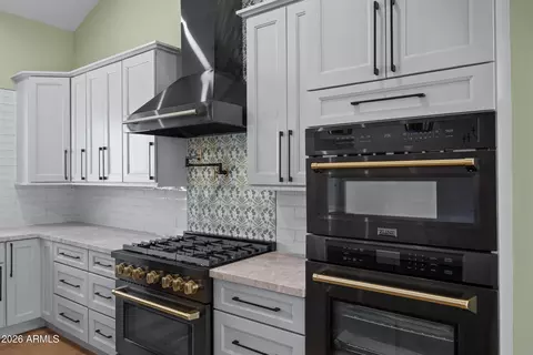 Kitchen - 3616 E Fairmount Ave, Phoenix, AZ 85018 photo 2 of 8