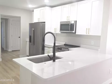 720 E Franklin Ave, Mesa, AZ 85204