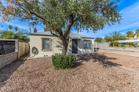 Exterior - 8920 N 10th St, Phoenix, AZ 85020 photo 7 of 9