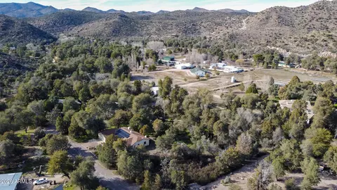 View/Area - 52162 E Black Jack Rd, Miami, AZ 85539 photo 4 of 8