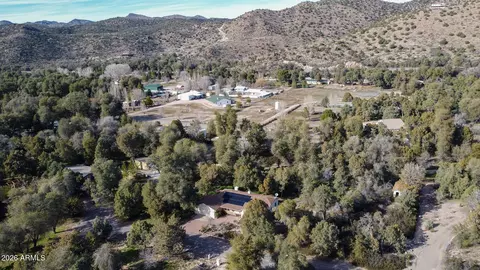 View/Area - 52162 E Black Jack Rd, Miami, AZ 85539 photo 3 of 8
