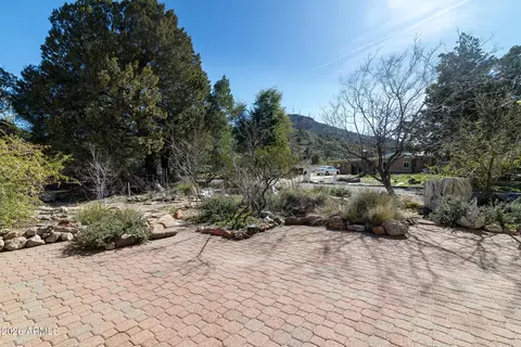 Exterior - 52162 E Black Jack Rd, Miami, AZ 85539 photo 2 of 18