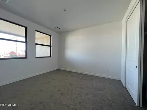 Bedroom - 507 E Mountain View Rd, Phoenix, AZ 85020 photo 2 of 3
