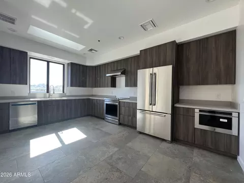 Kitchen - 507 E Mountain View Rd, Phoenix, AZ 85020 photo 1 of 1
