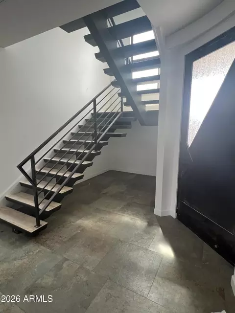 Entry Way - 507 E Mountain View Rd, Phoenix, AZ 85020 photo 1 of 1
