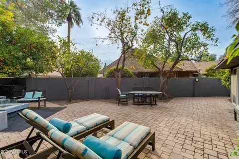 Exterior - 2038 E Pasadena Ave, Phoenix, AZ 85016 photo 5 of 9