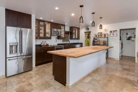 Kitchen - 2038 E Pasadena Ave, Phoenix, AZ 85016 photo 2 of 3
