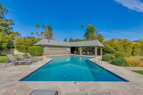 Exterior - 2038 E Pasadena Ave, Phoenix, AZ 85016 photo 8 of 9