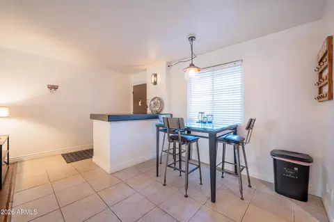 7625 E Camelback Rd #B116, Scottsdale, AZ 85251