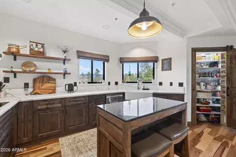 Kitchen - 128 E Saddleback Trl, Star Valley, AZ 85541 photo 4 of 5