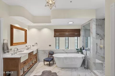 Bath - 128 E Saddleback Trl, Star Valley, AZ 85541 photo 1 of 6
