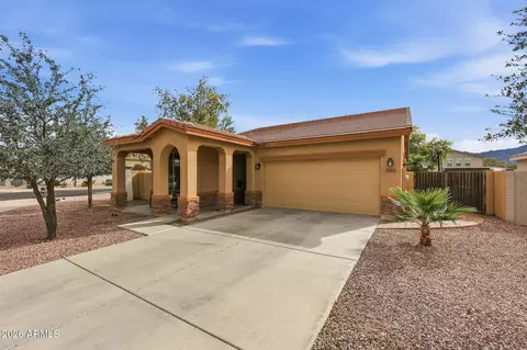 2303 W Desert Ln, Phoenix, AZ 85041