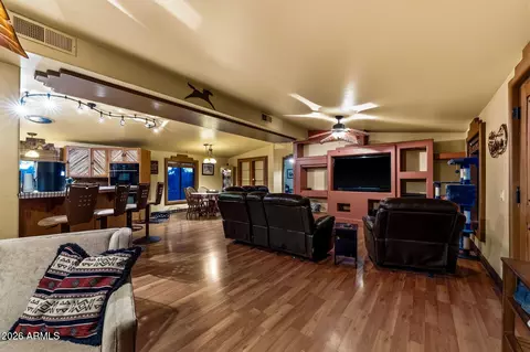 Living - 385 N Tomahawk Rd, Apache Junction, AZ 85119 photo 2 of 3