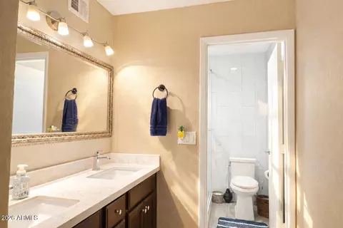 Bath - 1508 E Weathervane Ln, Tempe, AZ 85283 photo 1 of 2