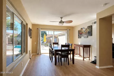 Dining - 1508 E Weathervane Ln, Tempe, AZ 85283 photo 1 of 1