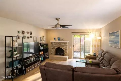 Living - 1508 E Weathervane Ln, Tempe, AZ 85283 photo 1 of 2