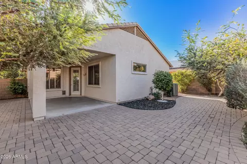 Exterior - 1136 E San Tan Dr, Gilbert, AZ 85296 photo 4 of 4