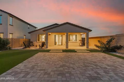 43401 N Wollemi St, San Tan Valley, AZ 85140