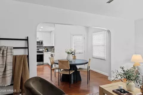 Dining - 1346 E Palm Ln, Phoenix, AZ 85006 photo 2 of 4