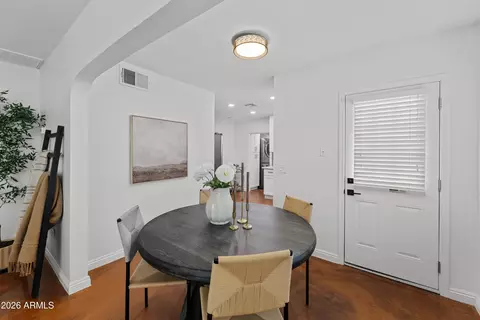 Dining - 1346 E Palm Ln, Phoenix, AZ 85006 photo 1 of 4
